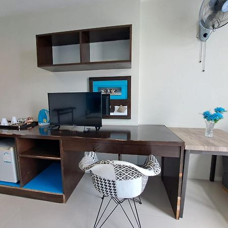 Baan Oui Guest House - Nai Harn Phuket Zewnętrze zdjęcie